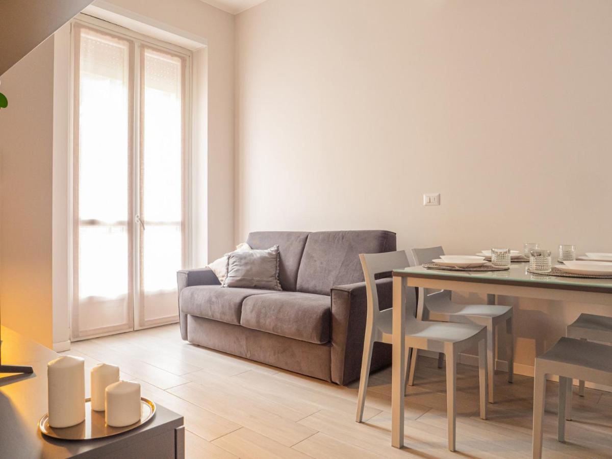 The Best Rent - Apartment With Balcony In Milan Downtown المظهر الخارجي الصورة